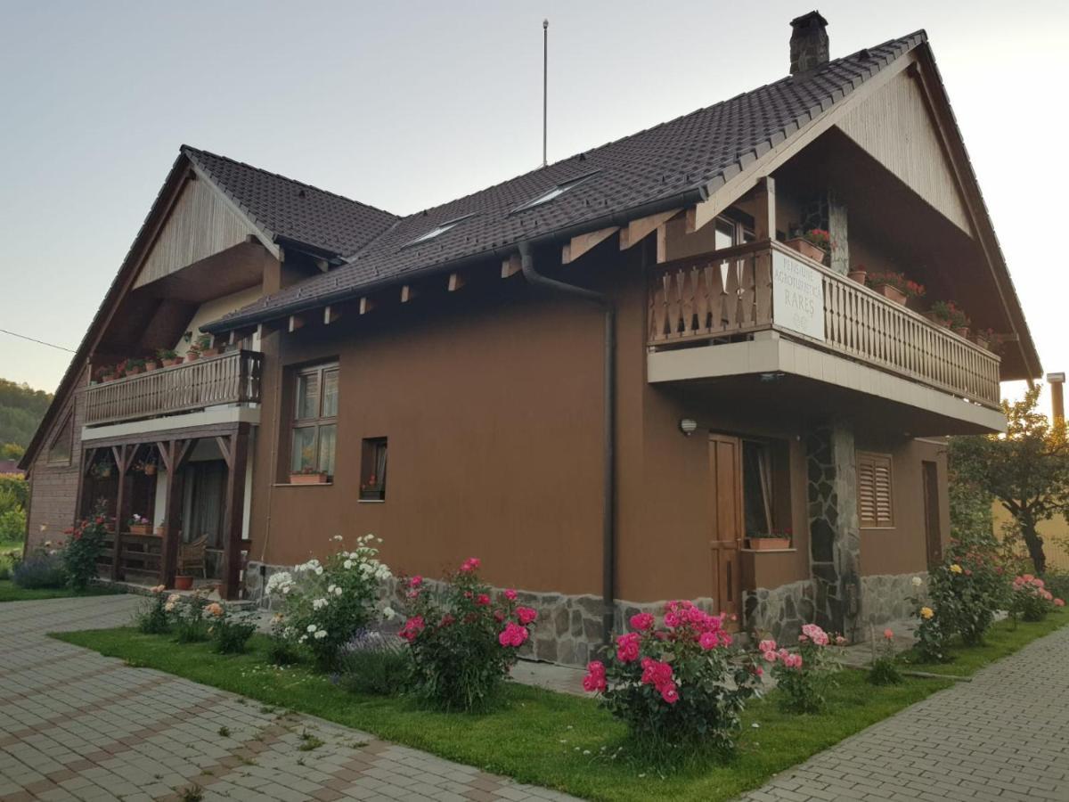 Pensiunea Rares Bistrita Bargaului Екстериор снимка